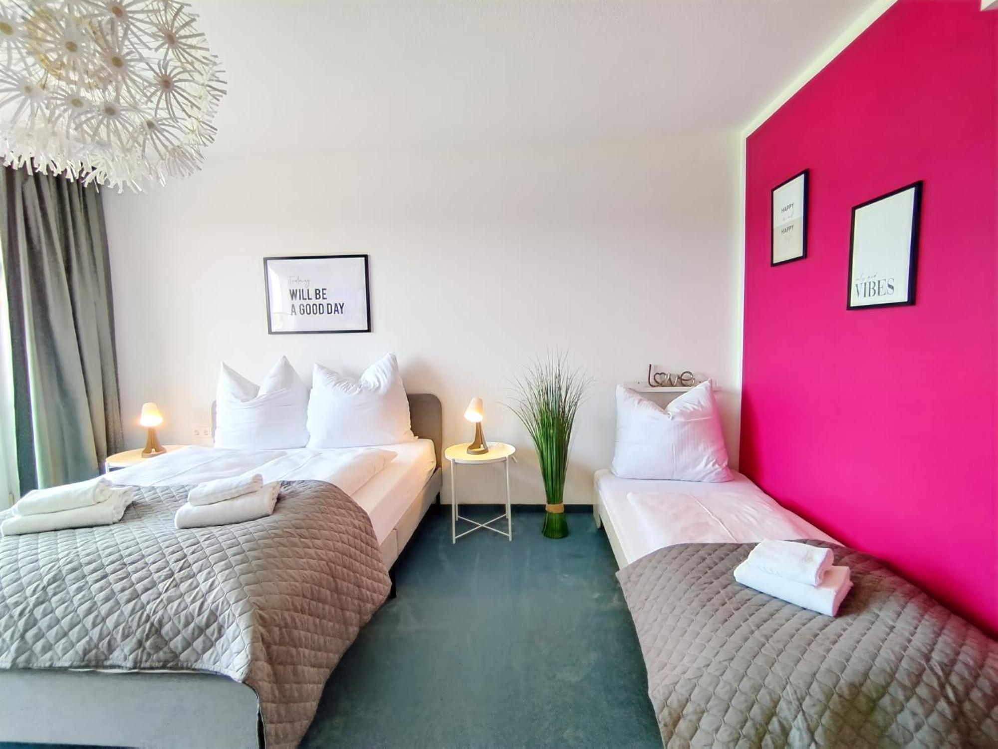 Seeblickapartment Fuer Bis Zu 12, Nuernberg & Schwabach In 30-35 Minuten Zu Erreichen, Sauna, Arbeitsplatz, Dachterrasse & Grill Spalt Exterior foto